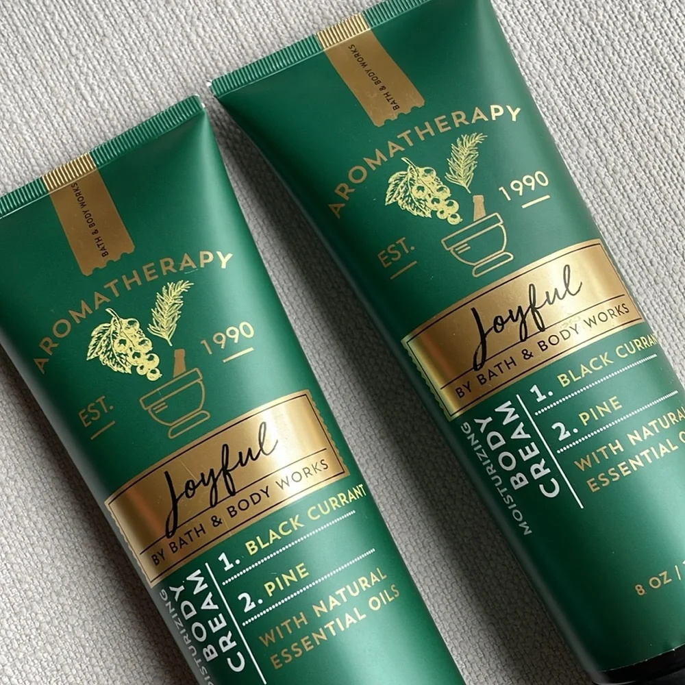 BATH & BODY WORKS AROMATHERAPY BODY CREAM JOYFUL BLACK CURRANT PINE 8 OZ x 2